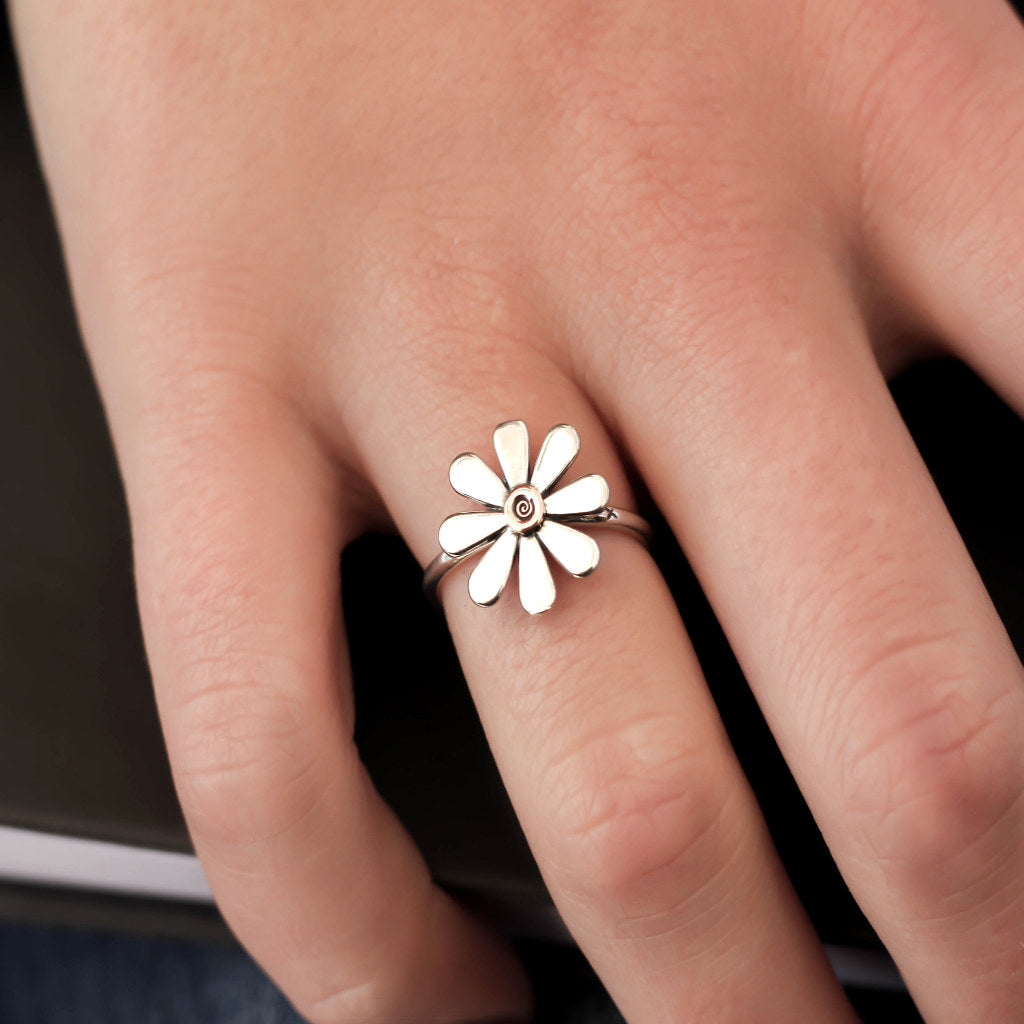 Sweet Silver Daisy Ring-Womens-LittleGreenRoomJewelry-LittleGreenRoomJewelry